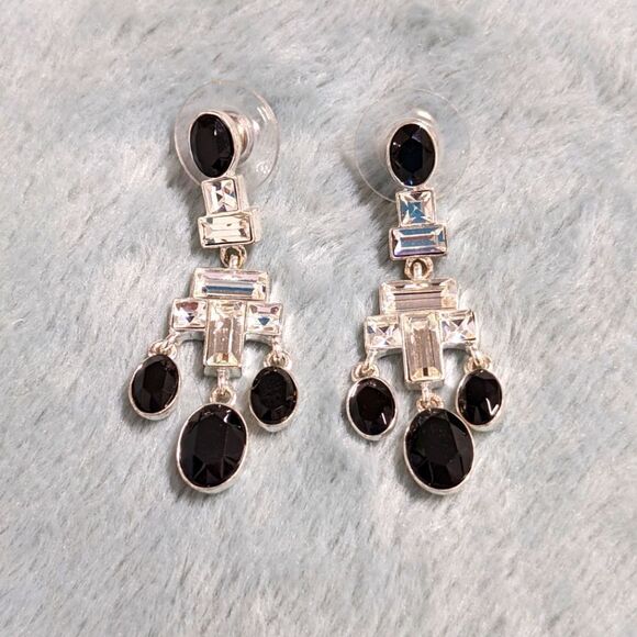 Vintage Black & Clear Rhinestone Pierced Dangle Earrings - Picture 3 of 10